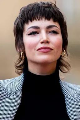 cheveux épais coupe courte